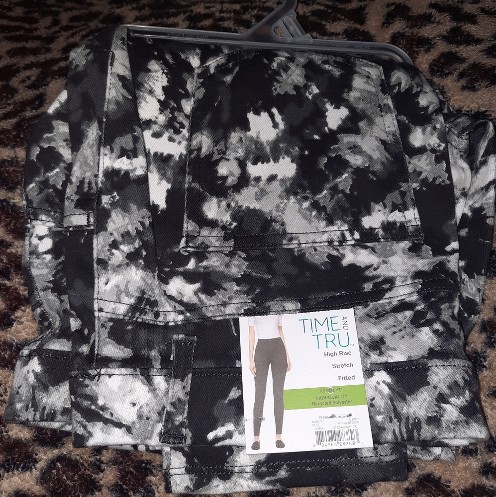 Women’s Time and Tru Black Tie-Dye Jeggings - NEW - various sizes - Picture 5 of 8